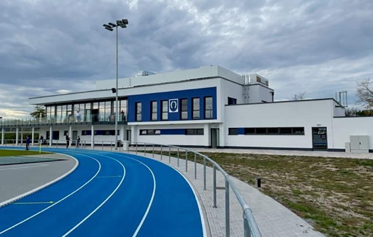 Festakt für den fertiggestellten Sportpark in Brühl. 
Entwurf- und Genehmigungsplanung durch die Firma Südbau GmbH
