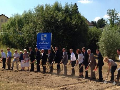 Spatenstich für Seniorenzentrum