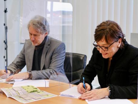 Firma Irmma unterzeichnet Mietvertrag